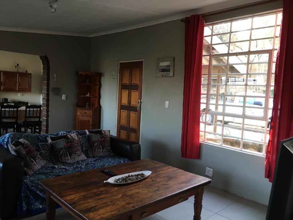 Leopard Tree Retreat Villa Mbombela Exterior photo